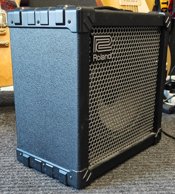 Roland Cube 30