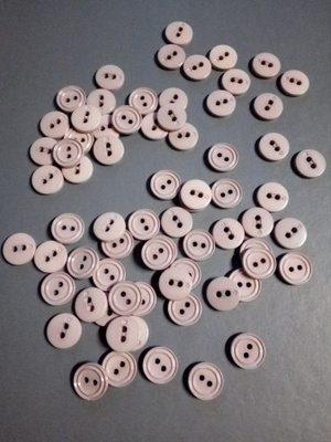 Vaalea beige nappi 13 mm