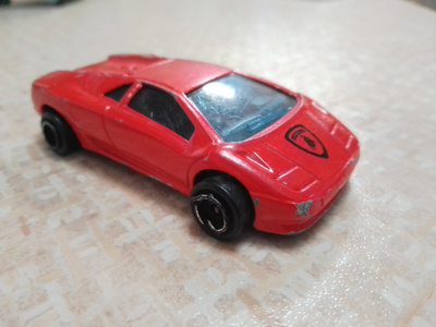 Majorette Pikkuauto