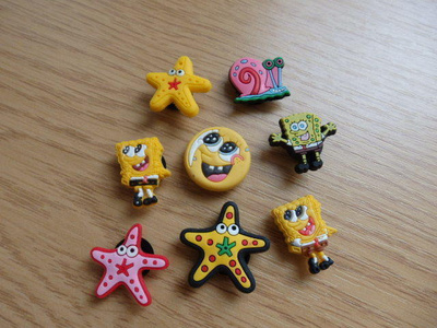 PAAVO PESUSIENI, SPONGE BOB kenkäkoru, kenkäkorupaketti: SET