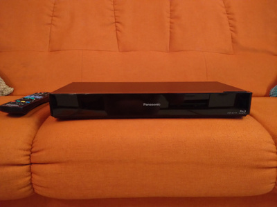 Panasonic DMR-BCT74 Blu-ray soitin/Tallentava digiboksi