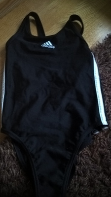 Musta-valkoinen Adidas Uimapuku / Uikkarit - koko 116cm