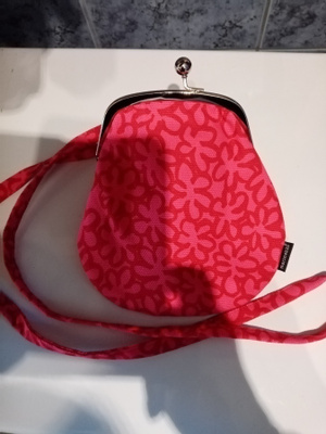 Marimekko pinkki kukkarolaukku
