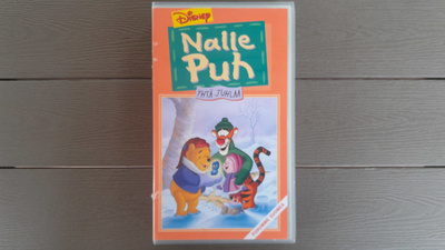 VHS: Nalle Puh - Yhtä Juhlaa (Walt Disney 1999)