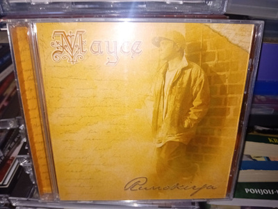 CD MAYCE  : Runokirja ( SIGNED )