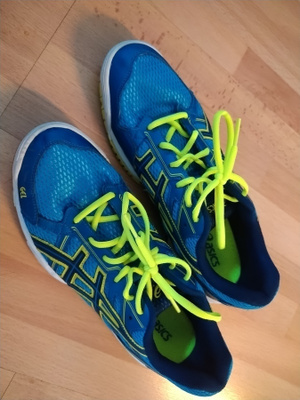 ASICS GEL urheilukengät. Lenkkarit.