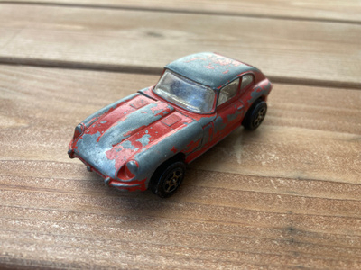 Jaguar E-type Corgi juniors n. 1/64 kokoa.