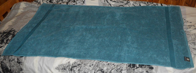 4kpl Rhomtuft kylpypyyhkeitä ( 67 x 127cm)