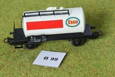 #B99 Märklin 4441 tankkivaunu Esso