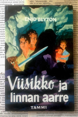 Enid Blyton - Viisikko ja linnan aarre (nid.)