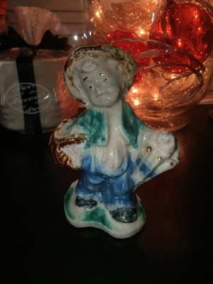 Vanha poika figuuri