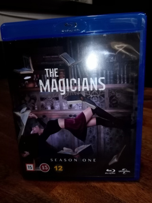 BLU-RAY THE MAGICIANS KAUSI 1 ( SIS POSTIKULU)