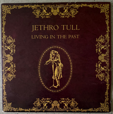 [LP] JETHRO TULL: LIVING IN THE PAST