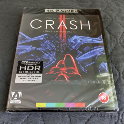 Crash 4K Ultra HD **muoveissa**