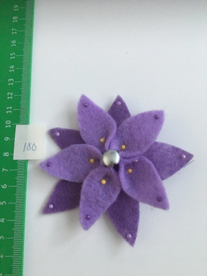 rintakoru nro 180 tai 236 : huopakukka violetti tai vihreä