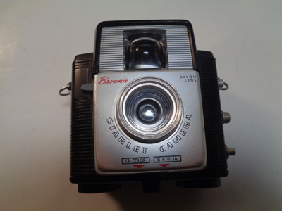 KAMERA BROWNIE STARLET CAMERA