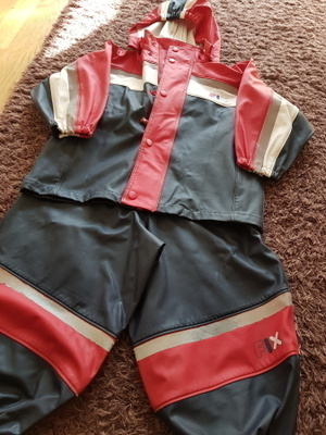 Lindex FIX Sadeasu / Sadetakki ja Sadehousut - koko 98cm