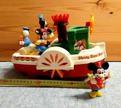 Disney Show Boat  hieno Höyrylaiva. 1981 juuri huollettu ja