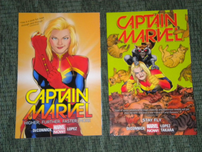 Sarjakuva : Captain Marvel vol.1 & vol.2 / englannin kieli