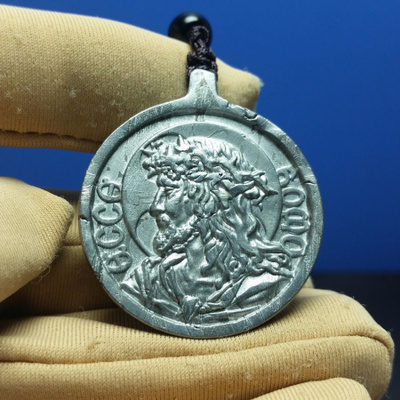 Rauta meteoriitti 34 mm Jeesus Kristus riipus kaiverrettu