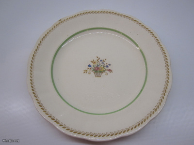 Kaunis vintage lautanen. Rörstrand, Capri. Halkaisija 24 cm