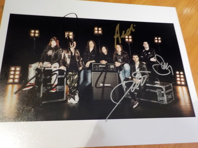 HELLOWEEN PROMOKUVA SEITSEMÄLLÄ NIMMARILLA !!!