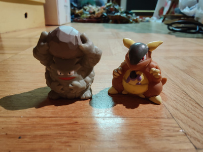 Pokemon kids: Graveler ja Kangaskhan