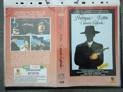 Harmaa kettu kansilehti