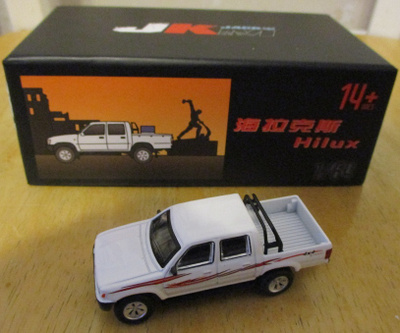 Toyota Hilux Double Cab 4x4 Pick-Up 2 door 1999 JKM 1:64