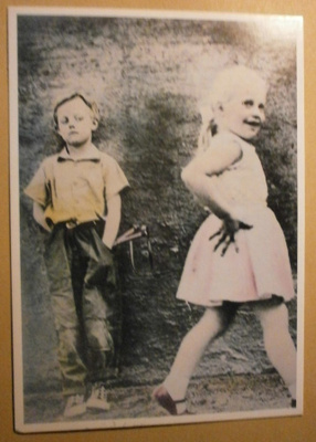 Varhaisnuoria 1950-luvulta, väripk, ei p.