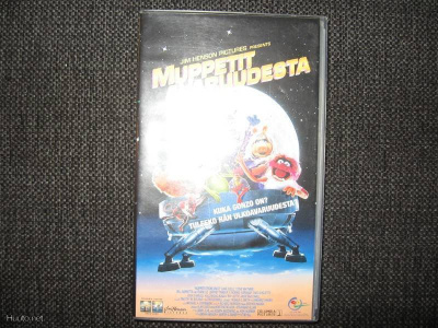 MUPPETIT AVARUUDESSA*Video/VHS