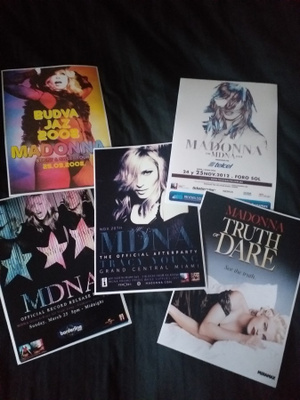 MADONNA -- juliste setti A4 x 5 (mm. UPEA lahja !!!)   #2