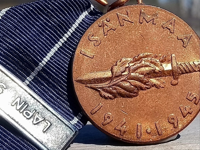 Jatkosodan muistomitali - Commemorative medal. Suunnitellut