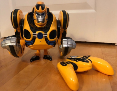 Prime 8 action gorilla robotti