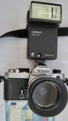 VANHA Kamera Nikon FM + Nikkor 50 mm 1:2 SIISTI