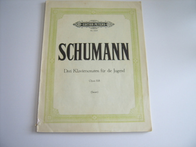 Schumann, DREI KLAVIERSONATEN FÜR DIE JUGEND op 118, piano