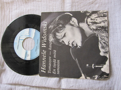 Hannele Widomski : 7" Tomaszov-Kaupunki ( hienokunto