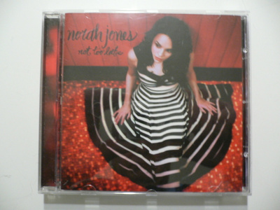 CD - NORAH JONES : NOT TOO LATE -07