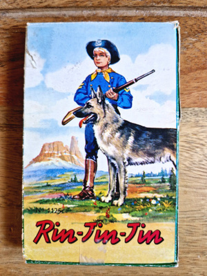 Rin-Tin-Tin vintage korttipeli . V 1965 Kuvataide