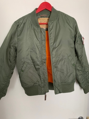 ALPHA INDUSTRIES BOMBER TAKKI KOKO XS