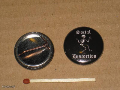 Social Distortion rintanappi 1" (l2)