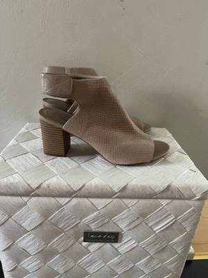 Uudet Clarks ultimate comfort -korkkarit 39-39 1/2