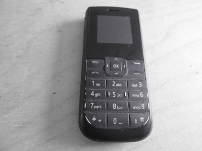 KD-P909C (Nokia) +  laturi. Toimii.