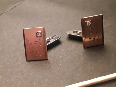 Kalvosinnapit Hopea . 830.  cufflinks