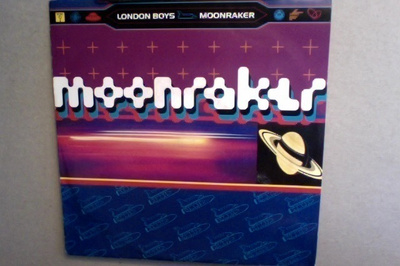 LONDON BOYS  ::  MOONRAKER  :: VINYYLI  7"    1992