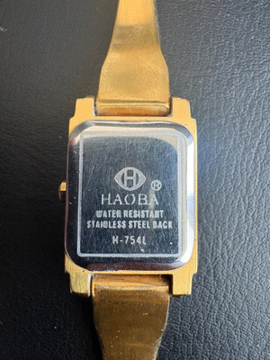 HAOBA H-7544 kullanvärinen rannekello