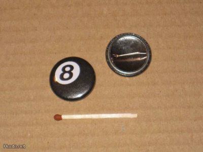 8 ball Kasipallo rintanappi 1" biljardi bilis d1