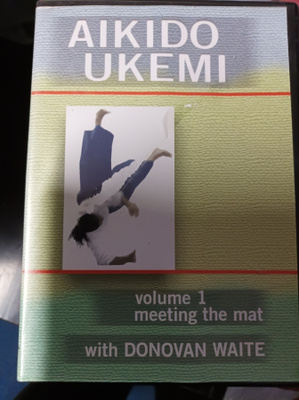 Aikido aiheisia dvd levyjä