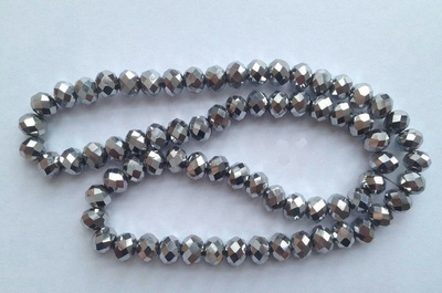 990 .. Fasetti Helmiä Swarovski 6 / 4 mm .. Askartelu