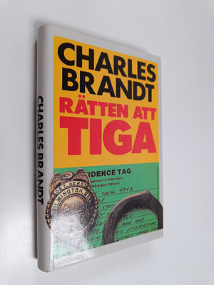 Charles Brandt : Rätten att tiga